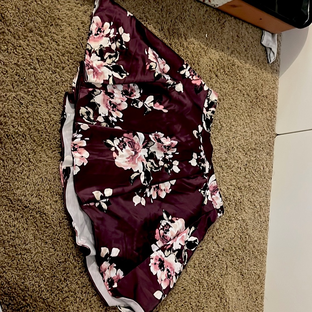 City Triangle Skirt floral